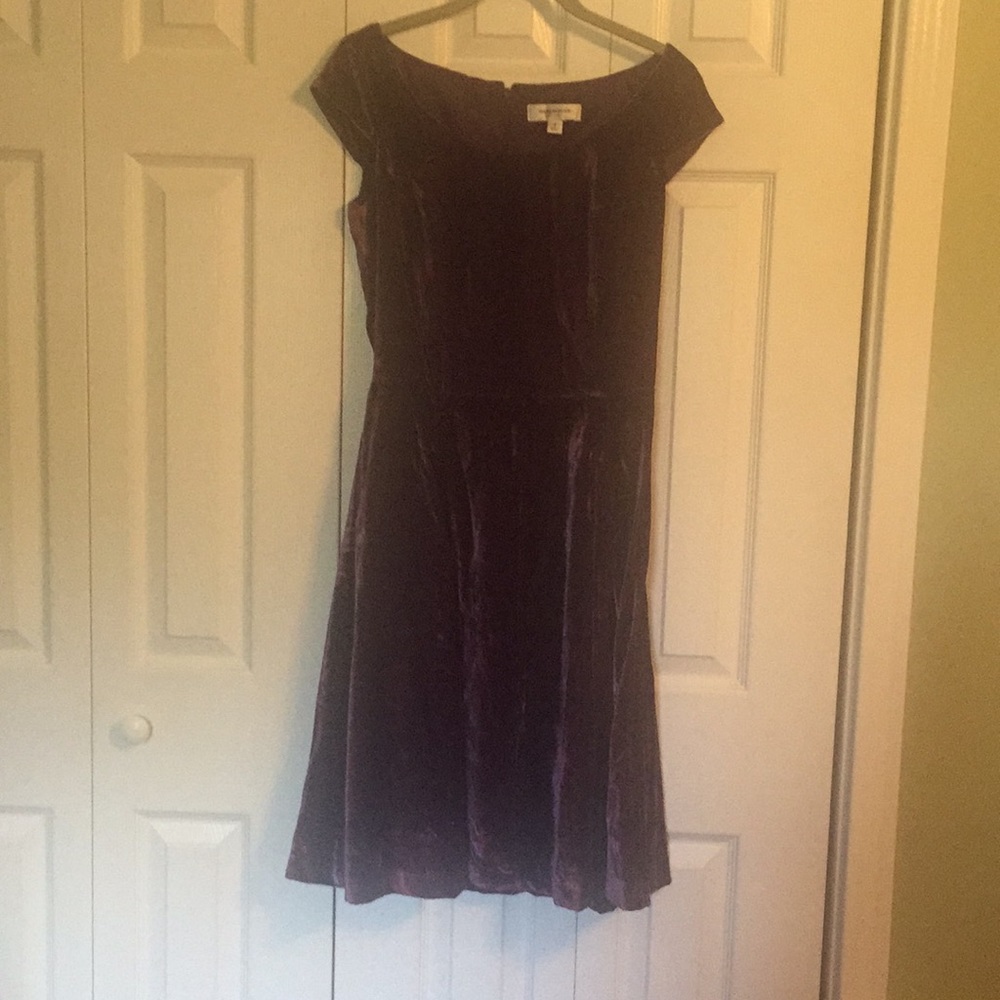 Velvet-look purple size 4 dress, never worn
